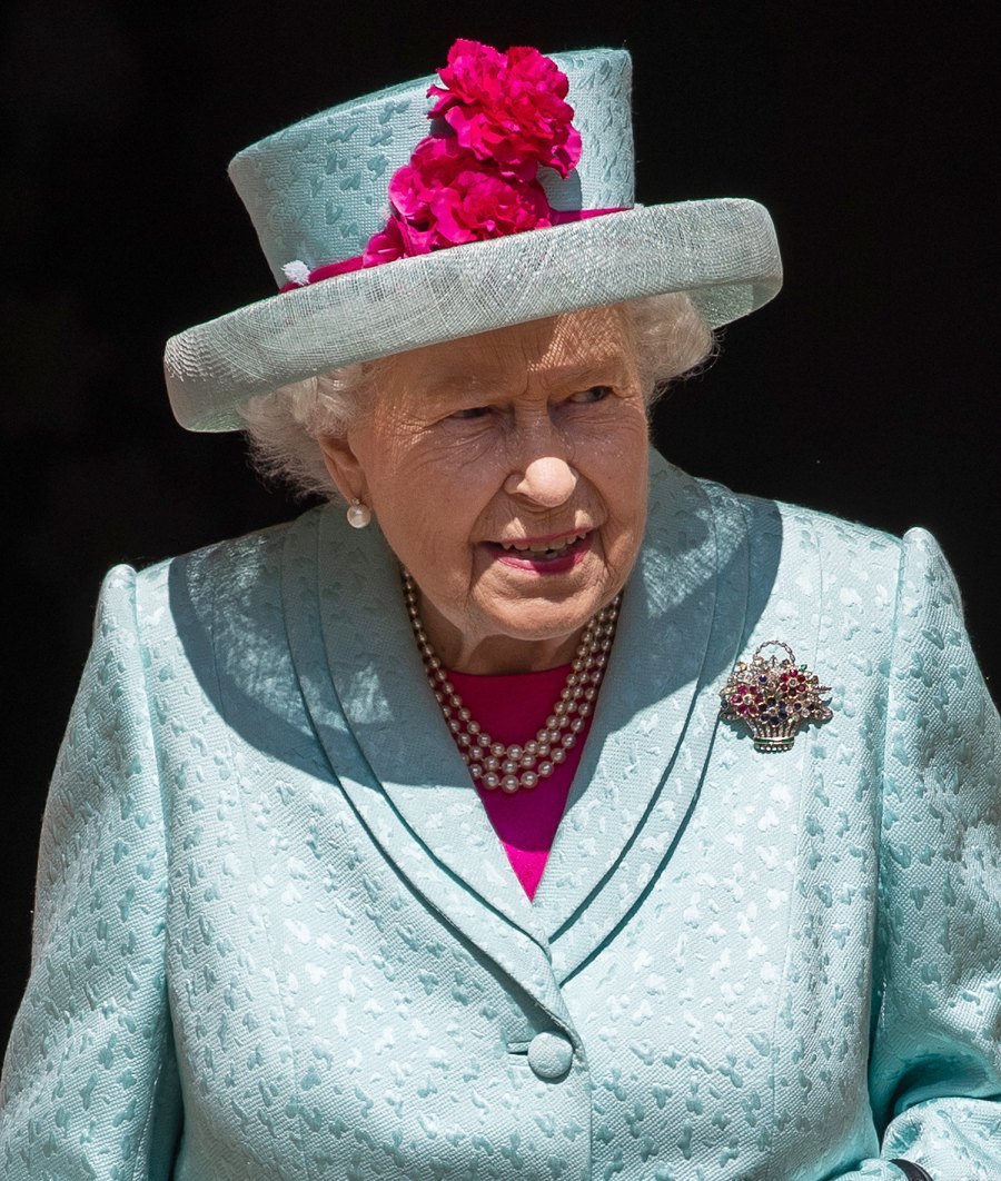 Queen Elizabeth II’s Best Brooches of All Time: Pics