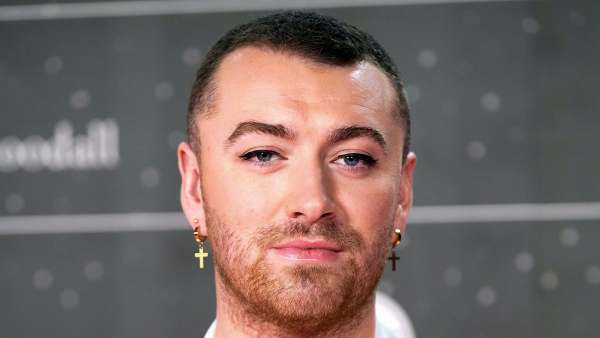 Sam Smith "Christmas Triggers Body Issues"