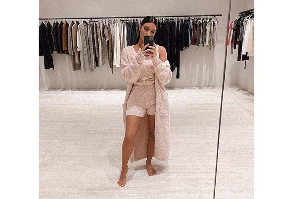 DETAILED DIY Kim Kardashian's SKIMS Cozy Collection of Loungewear