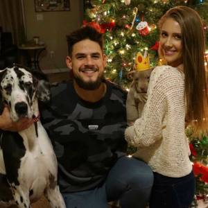 The-Challenge’s-Zach-Nichols-and-Jenna-Compono-Adopt-a-New-Puppy Us Weekly