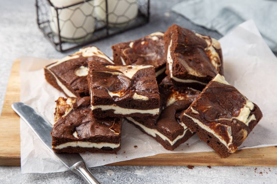 These Healthy, Low-Carb Snacks That Will Satisfy Your Sweet Tooth