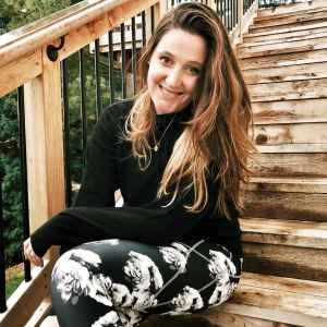 Tori Roloff Is Having a ‘Hard’ Time Loving Her Postpartum Body ‘I Know It’s Temporary’