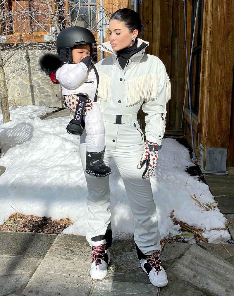 Snow Bunnies Kylie Jenner Stormi Snowboarding