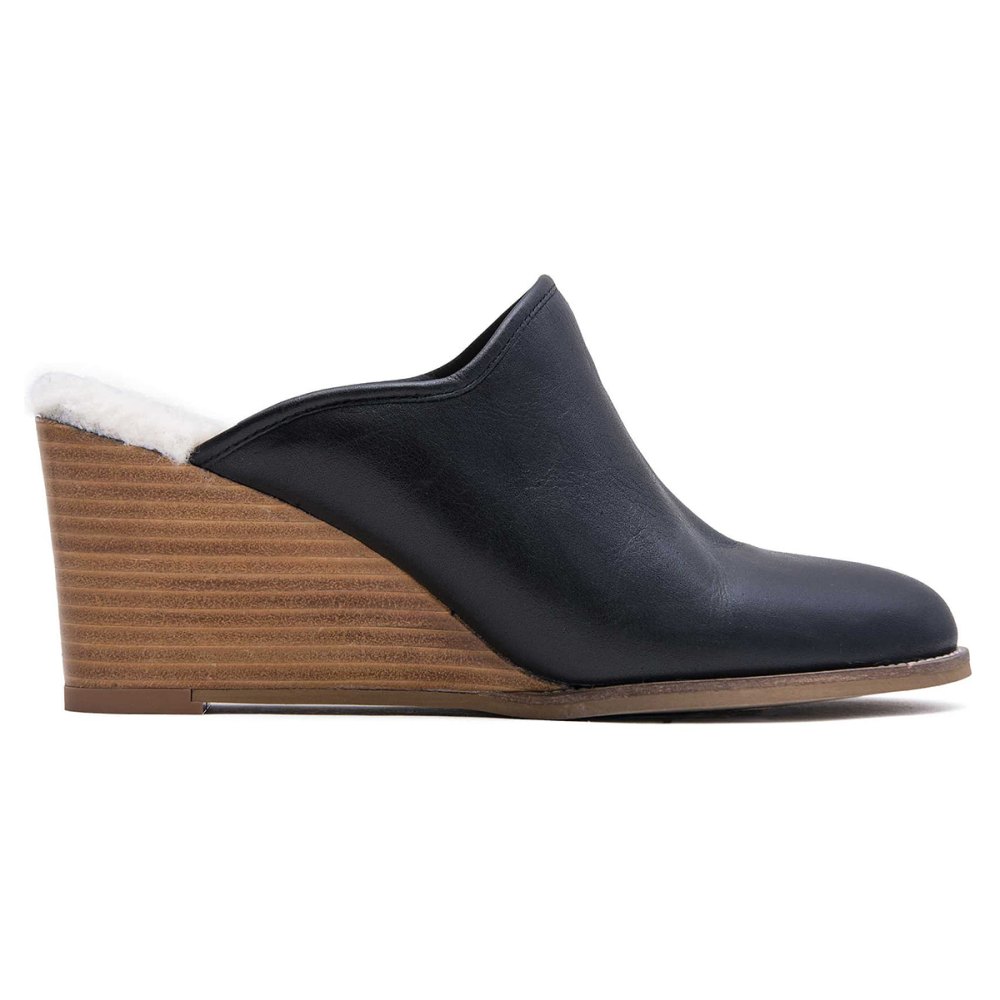 André Assous Sage Wedge Mule