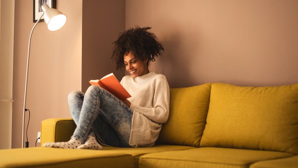 woman-reading