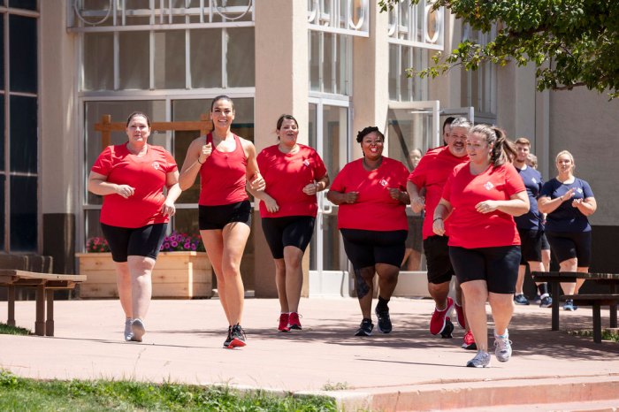 Biggest Loser Premiere Sends First Contestant Home Red Team