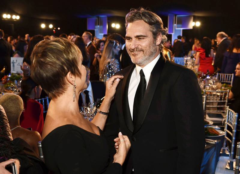 Gabrielle Carteris and Joaquin Phoenix Inside the SAG Awards 2020