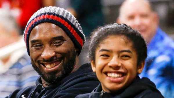 Stars Share #GirlDad Photos in Honor of Kobe Bryant