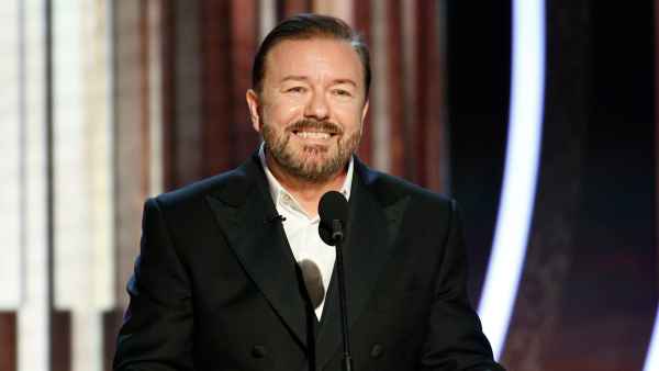 Golden Globes 2020 Host Ricky Gervais Nails Opening Monologue With Jokes About ‘Cats’ and Felicity Huffman