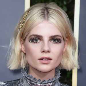 Golden Globes 2020 Makeup - Lucy Boynton