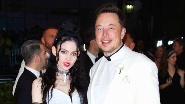 Singer Grimes is Pregnant