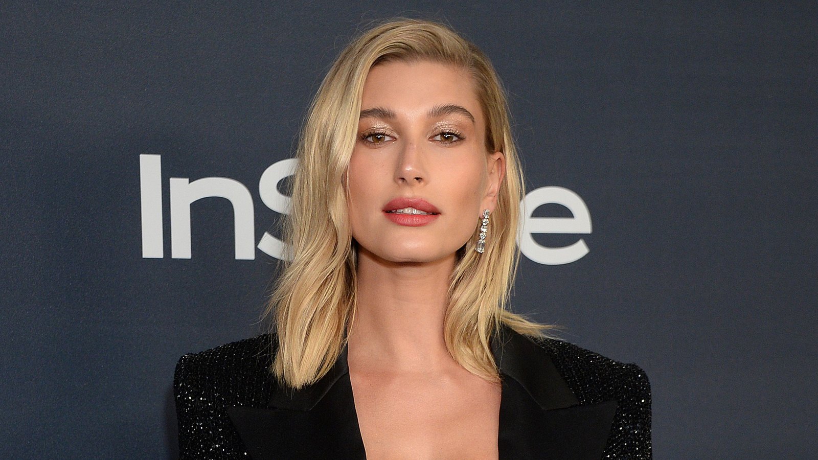 Hailey Bieber attends the InStyle and Warner Bros Golden Globes After Party on January 5, 2020 in Los Angeles.