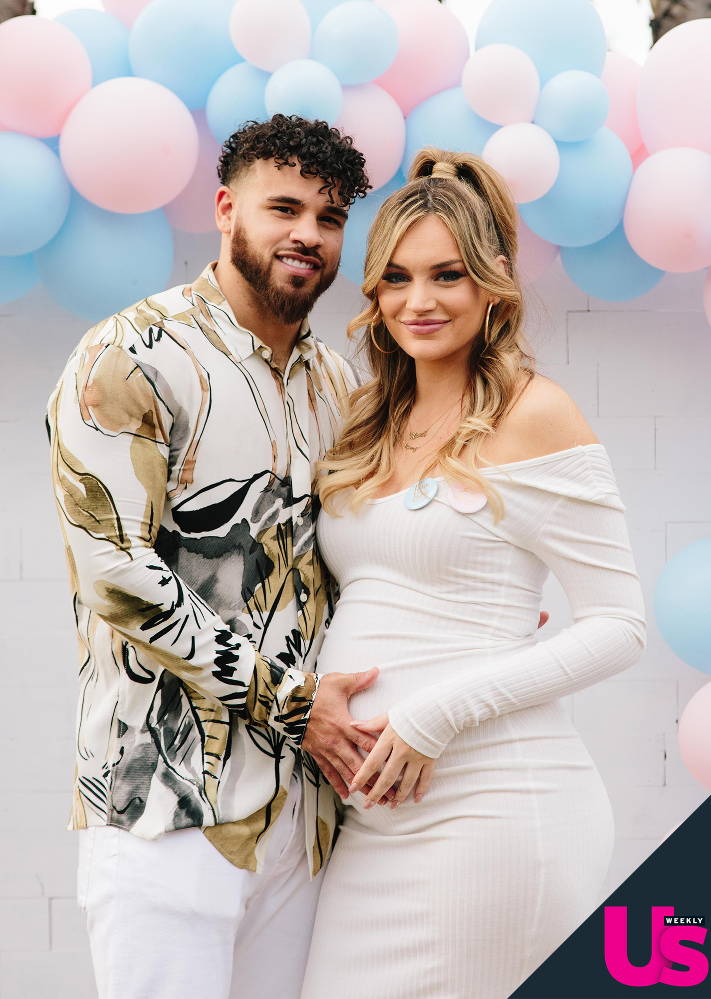 The Ultimate Compilation of Celebrity Moms' Mind-Blowing Gender Reveals: Unveiling the Most Creative and Memorable Moments