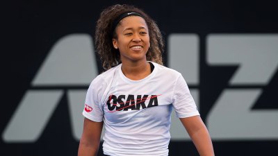 Inside-Tennis-Pro-Naomi-Osaka’s-Healthy-Day