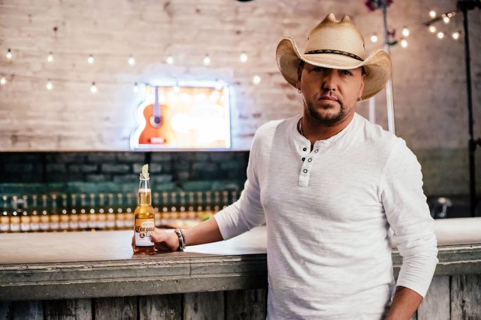 Jason Aldean S Daughter Keeley Is Following In His Musical Footsteps Afspilninger er baseret på spillehistorik siden 2010. jason aldean s daughter keeley is