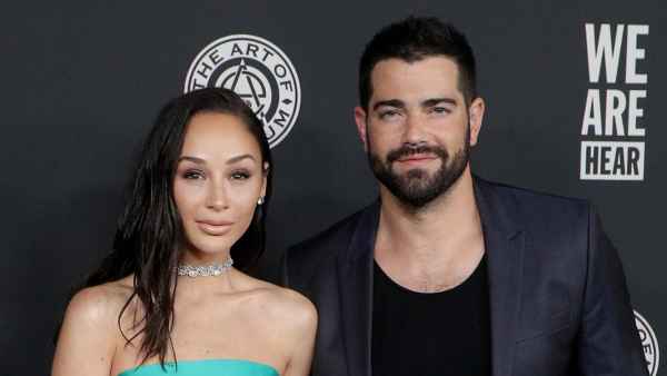 Jesse Metcalfe Spotted With Models Who Aren’t Fiancee Cara Santana
