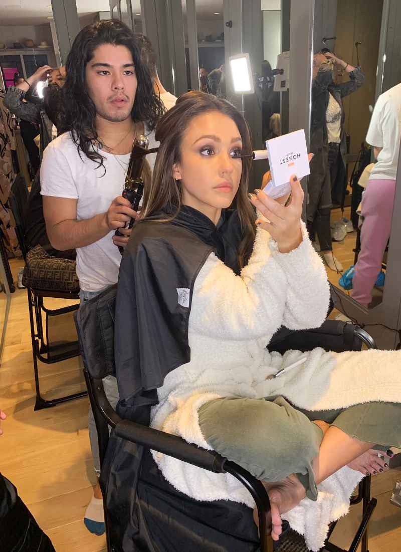 Jessica Alba Golden GlobesAfter Party Getting Ready