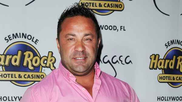 Joe Giudice Wears Skinny Jeans on Instagram