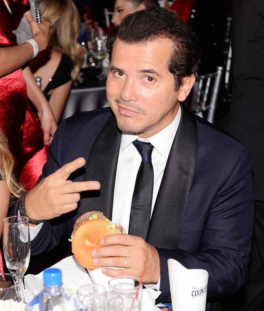 John Leguizamo Eating a Burger Inside the Critics Choice Awards 2020