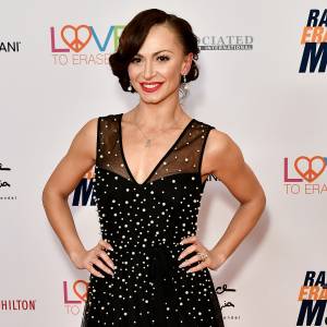Karina-Smirnoff-gives-birth