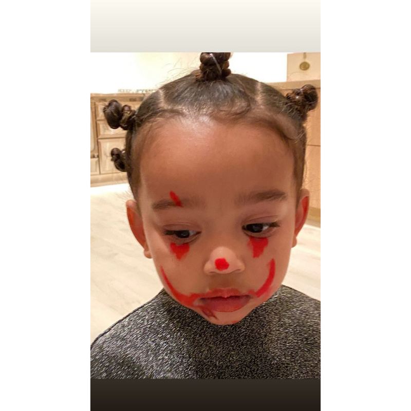 Kim-Kardashian’s-Daughter-North-Puts-Clown-Makeup-on-Siblings