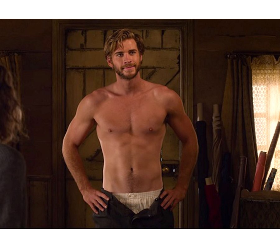 Liam Hemsworth Hottest Moments