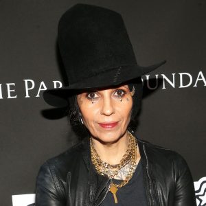 Linda Perry Is Correcting Her Parents Mistake Great Mom