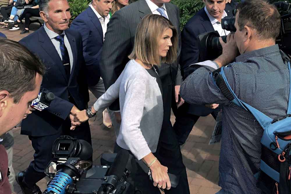 Lori Loughlin and Mossimo Giannulli Daughters Expected to Testify
