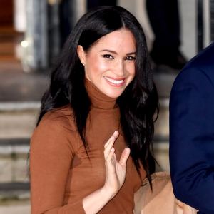 Meghan-Markle-Drives-Herself-to-Canadian-Airport-to-Pick-Up-Friend