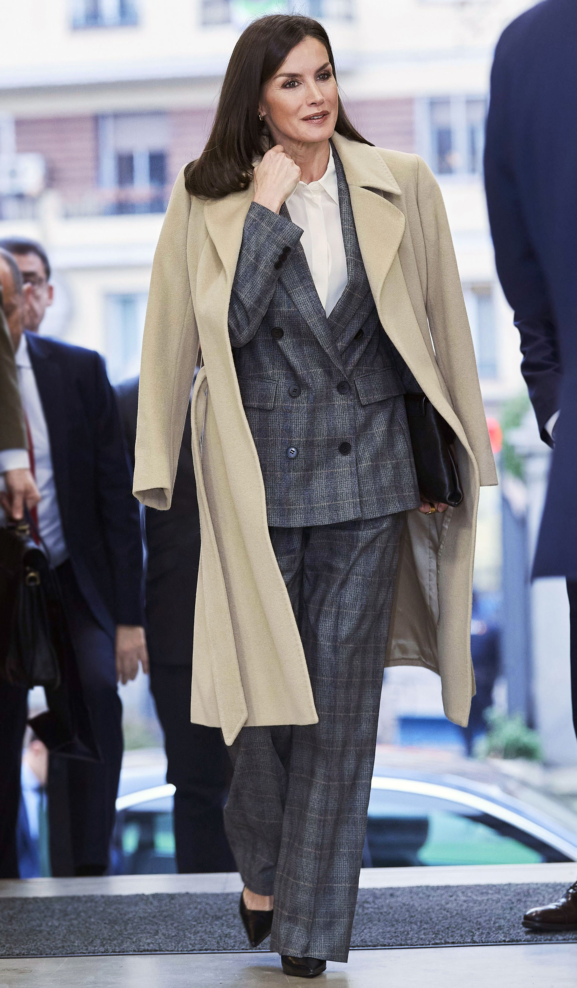 Queen Letizia of Spain Best Dresses, Outfits: Pics