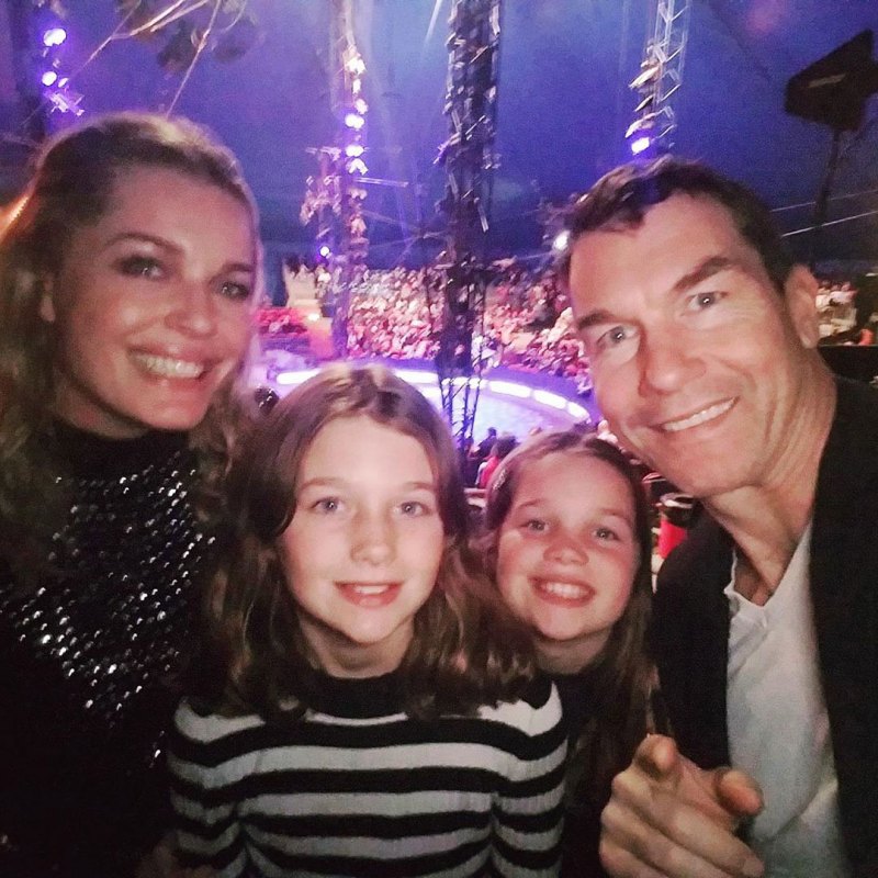 Rebecca Romijn Jerry O'Connell and Kids at Big Apple Circus How the Stars Celebrated New Years Eve 2020