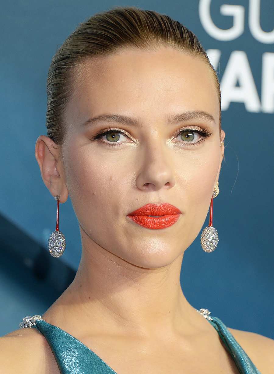 SAG Awards 2020 Best Bling - Scarlett Johansson