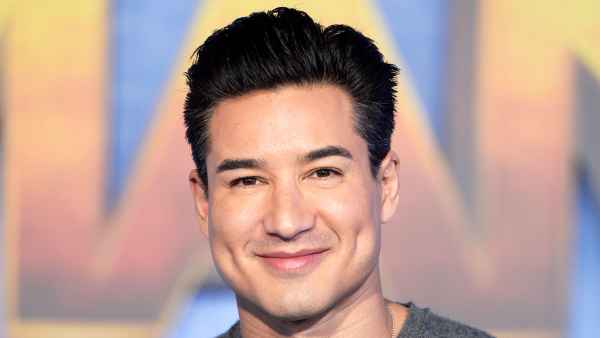 See Mario Lopez Saved By the Bell Reboot Behind-the-Scenes Video