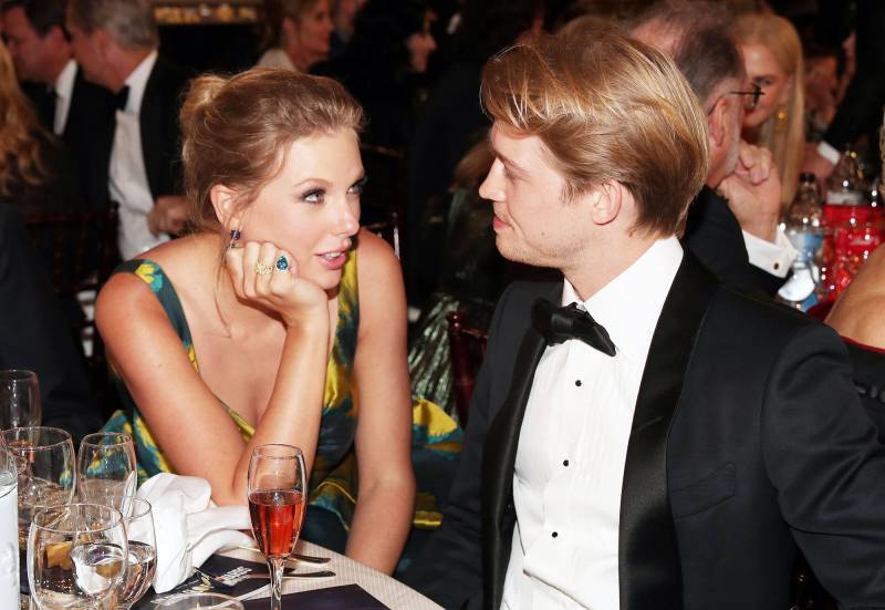 Taylor Swift and Joe Alwyn Inside the Golden Globes 2020