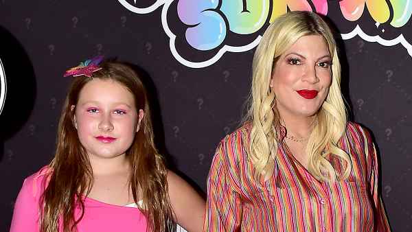 Tori-Spelling-Reveals-Her-and-Dean-McDermott’s-Daughter-Stella,-11,-Broke-Her-Ankle-2