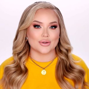 YouTube Star NikkiTutorials Comes Out Transgender Woman