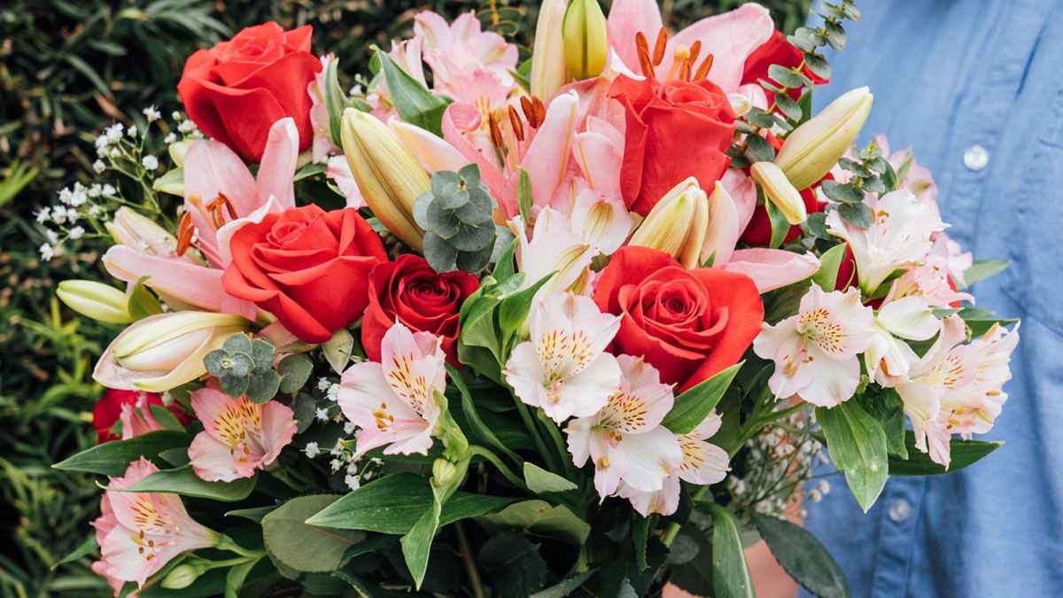 1-800-flowers-bouquet