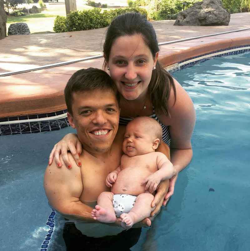 Tori-Roloff-and-Zach-Roloff’s-Sweetest-Moments-Taking-a-Dip
