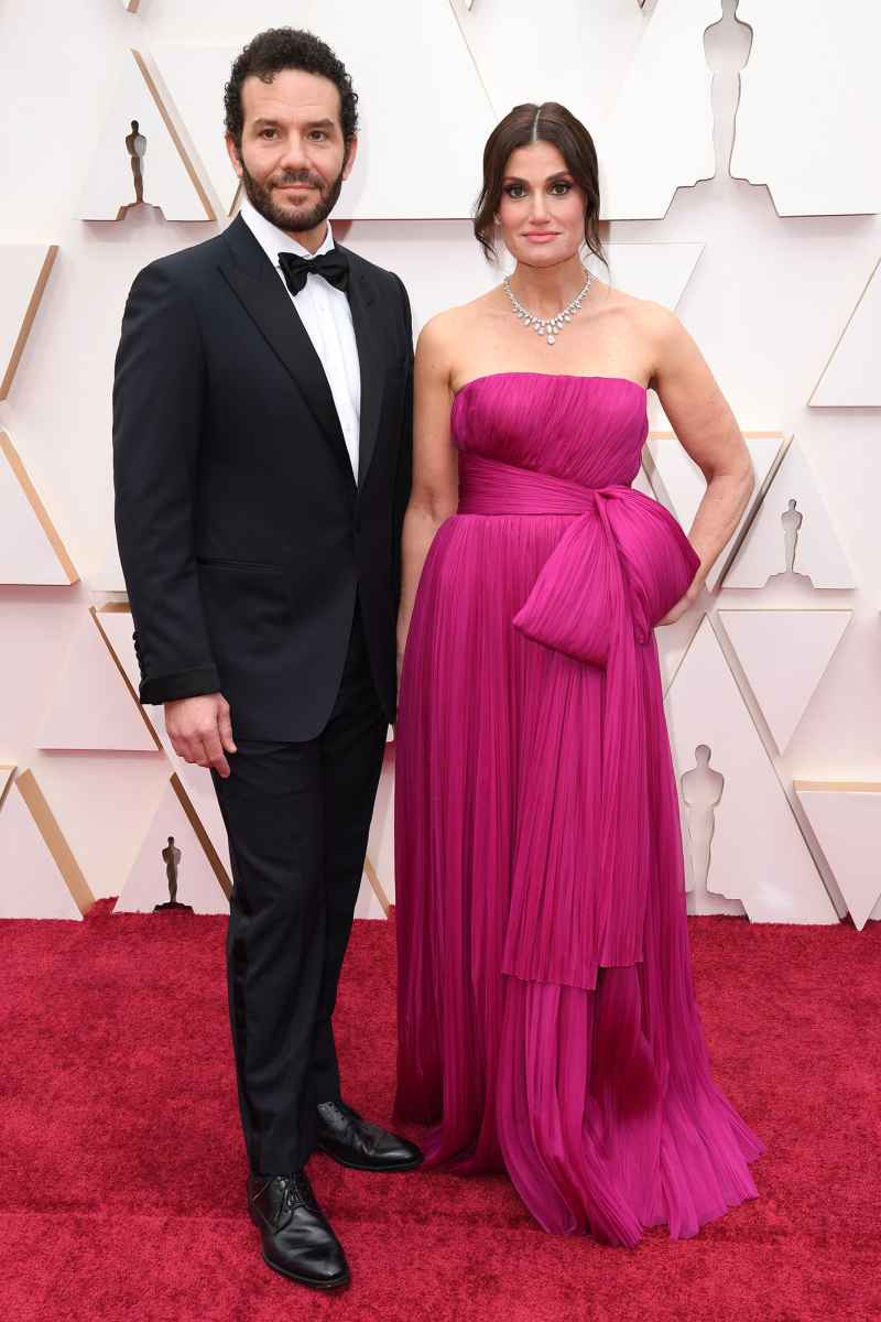 Aaron Lorre and Idina Menzel Couples PDA Academy Awards Oscars 2020