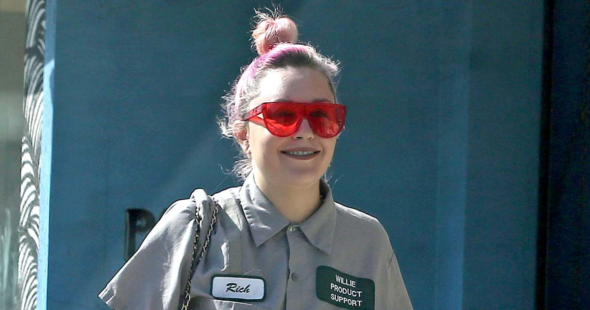 Amanda Bynes Teases Clothing Line In Rare Instagram Video Us Weekly amanda-bynes-teases-clothing-line-in-rare-instagram-video-us-weekly