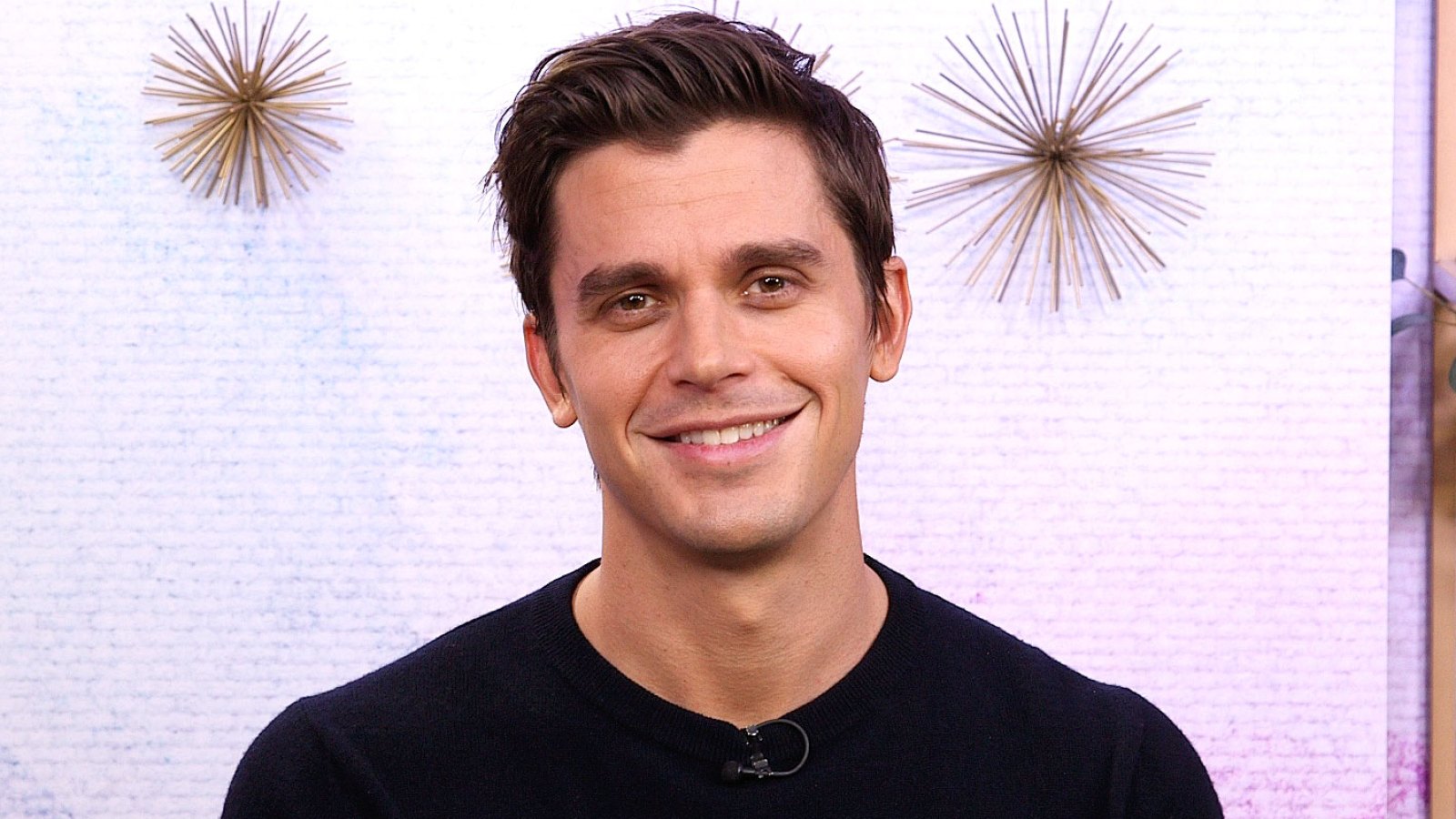 Antoni Porowski Reveals His Realty TV Obsession Candlelight Confessions