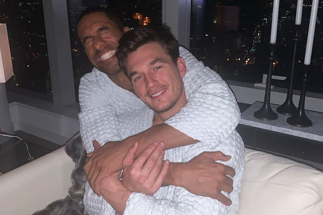 Bachelorette Alum Tyler Cameron Shows Off First Grown Up Apartment in New York City