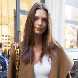 Celebs at Milan Fashion Week - Emily Ratajkowski