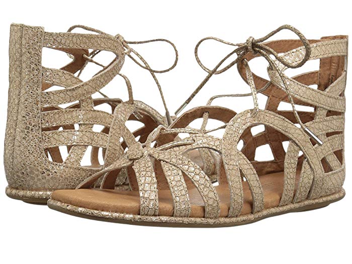 Gentle Souls by Kenneth Cole Break My Heart 3 (Gold Leather)