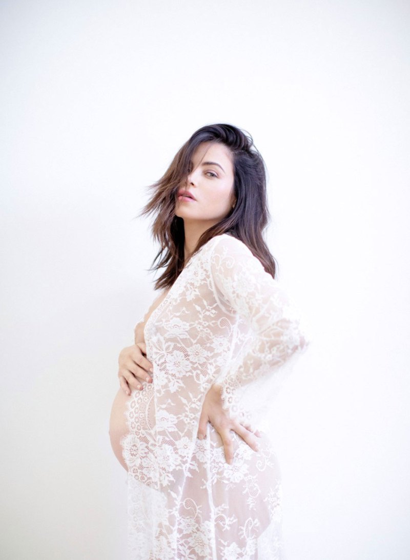 Lovely in Lace Jenna Dewan Maternity Shoot by Elizabeth Messina Baby Bump