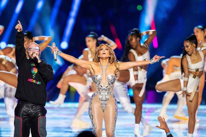 Jennifer-Lopez-happy-with-Superbowl-2020-show