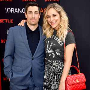 Jenny-Mollen-Bad-Cop-Kids-With-Jason-Biggs