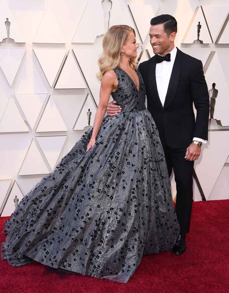 Kelly Ripa and Mark Consuelos Oscars 2019 PDA Gallery