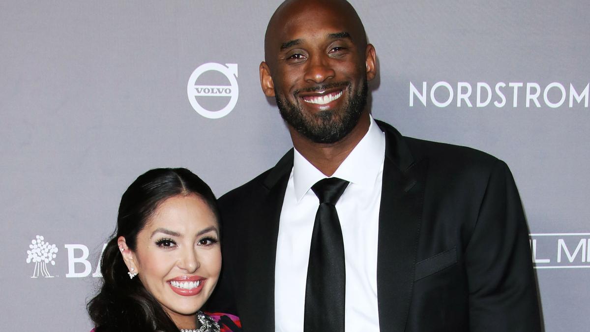 Kobe Bryant Bought Vanessa the Blue Dress From 'The Notebook' | Us Weekly Kobe Bryant Bought Vanessa the Blue Dress From 'The Notebook' | Us Weekly