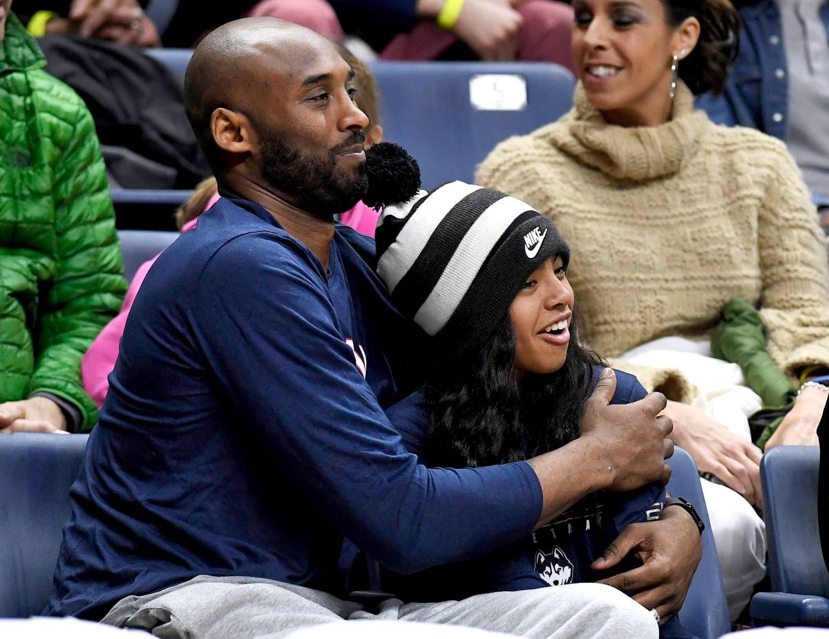 Kobe Bryant's daughter Gianna has her jersey retired from private